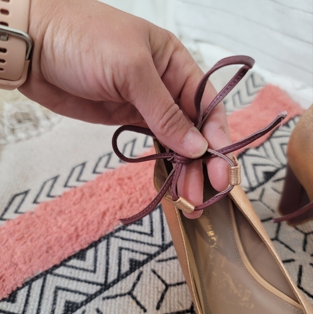 Anthropologie Metallic Rose Gold Pointed Toe Heels with Mauve Ties - Picture 11 of 16